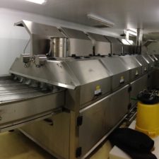 Tray wash unit
