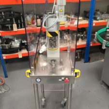 DARA SX-140 machine for automatic closing of vials