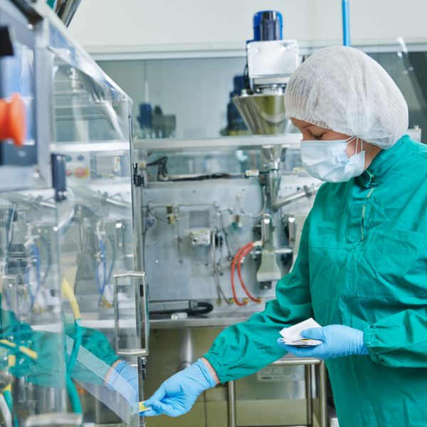 pharmaceutical factory worker Line and single machinery installation and relocation